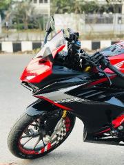 HONDA CBR 150R